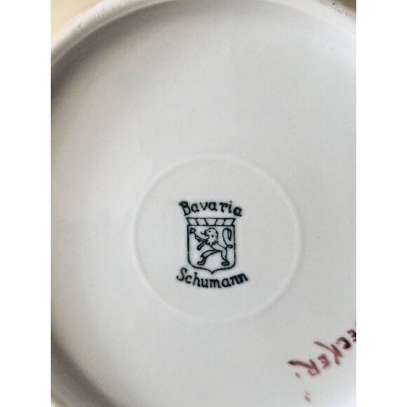 Schumann Bavaria Hand Painted Yellow Roses Plates Signed Becker 5 3/8” Pair - Picture 8 of 8